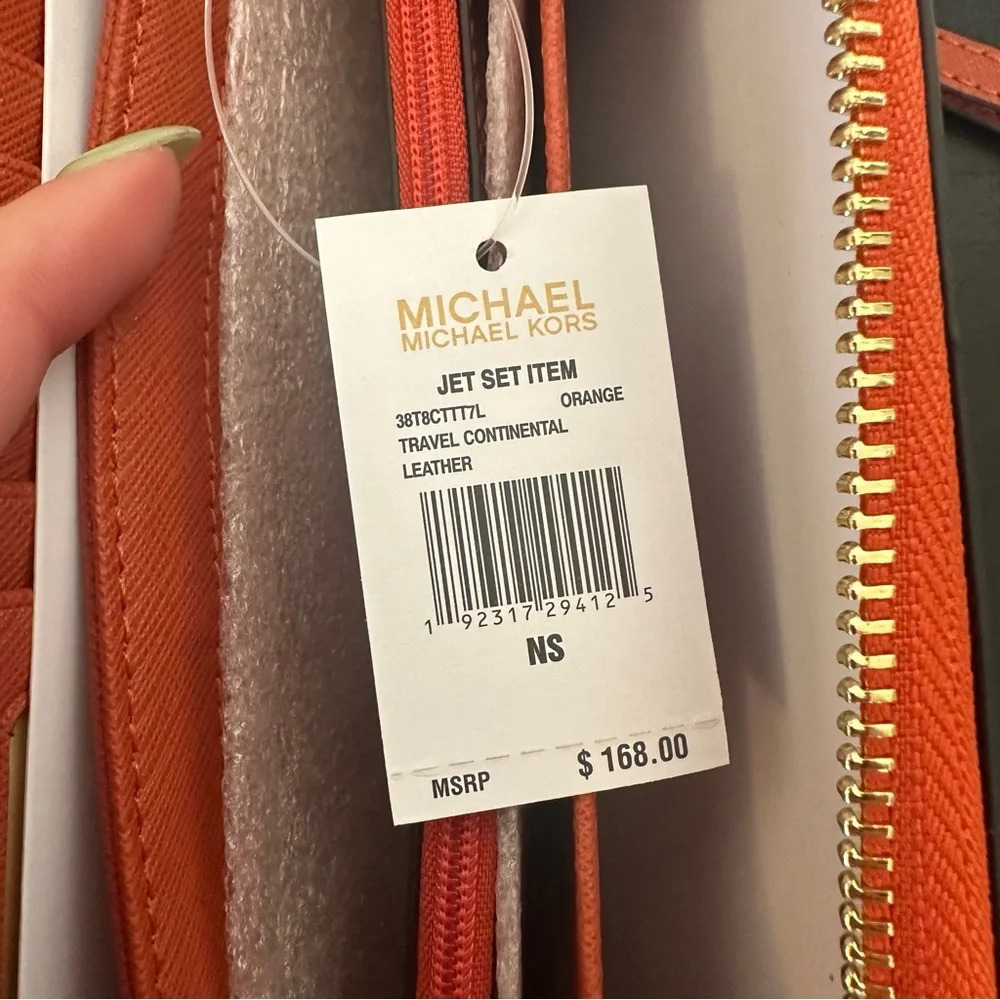 Michael Kors Jet Set Continental Wallet NWT - Picture 6 of 7